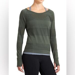 Athleta Limitless Crew Pullover - Jasper Green - XXS Long Sleeve Mesh Top